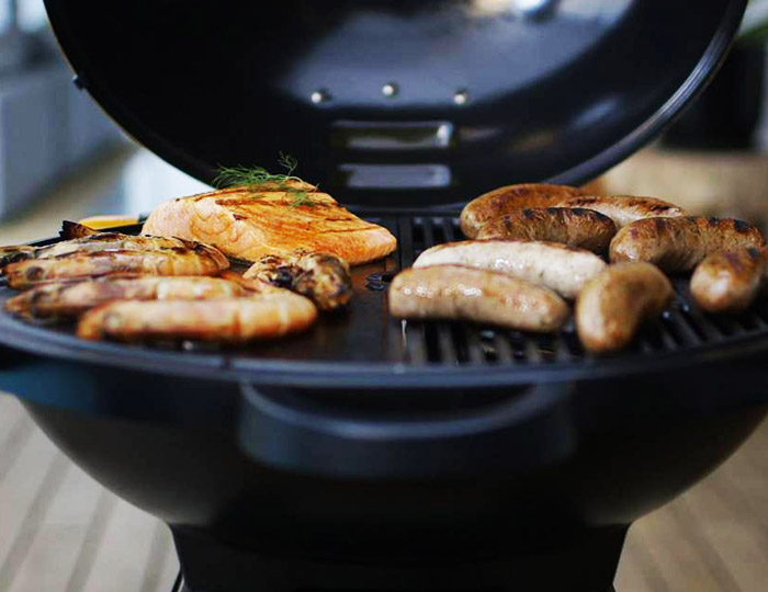 Газовый гриль BeefEater Bigg Bugg Graphite With Stand, Чёрный